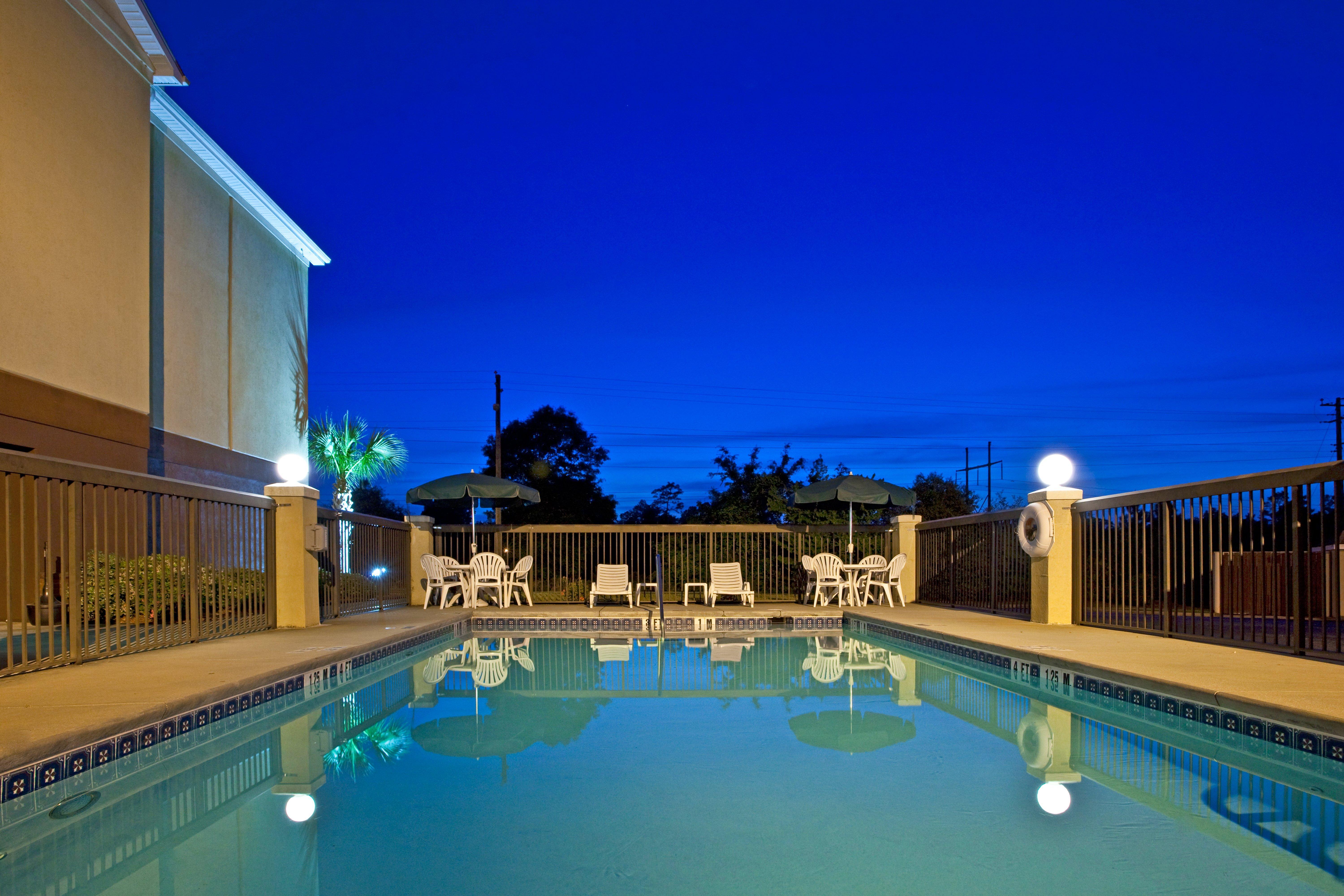 Holiday Inn Express & Suites Milton East I-10 By Ihg מראה חיצוני תמונה