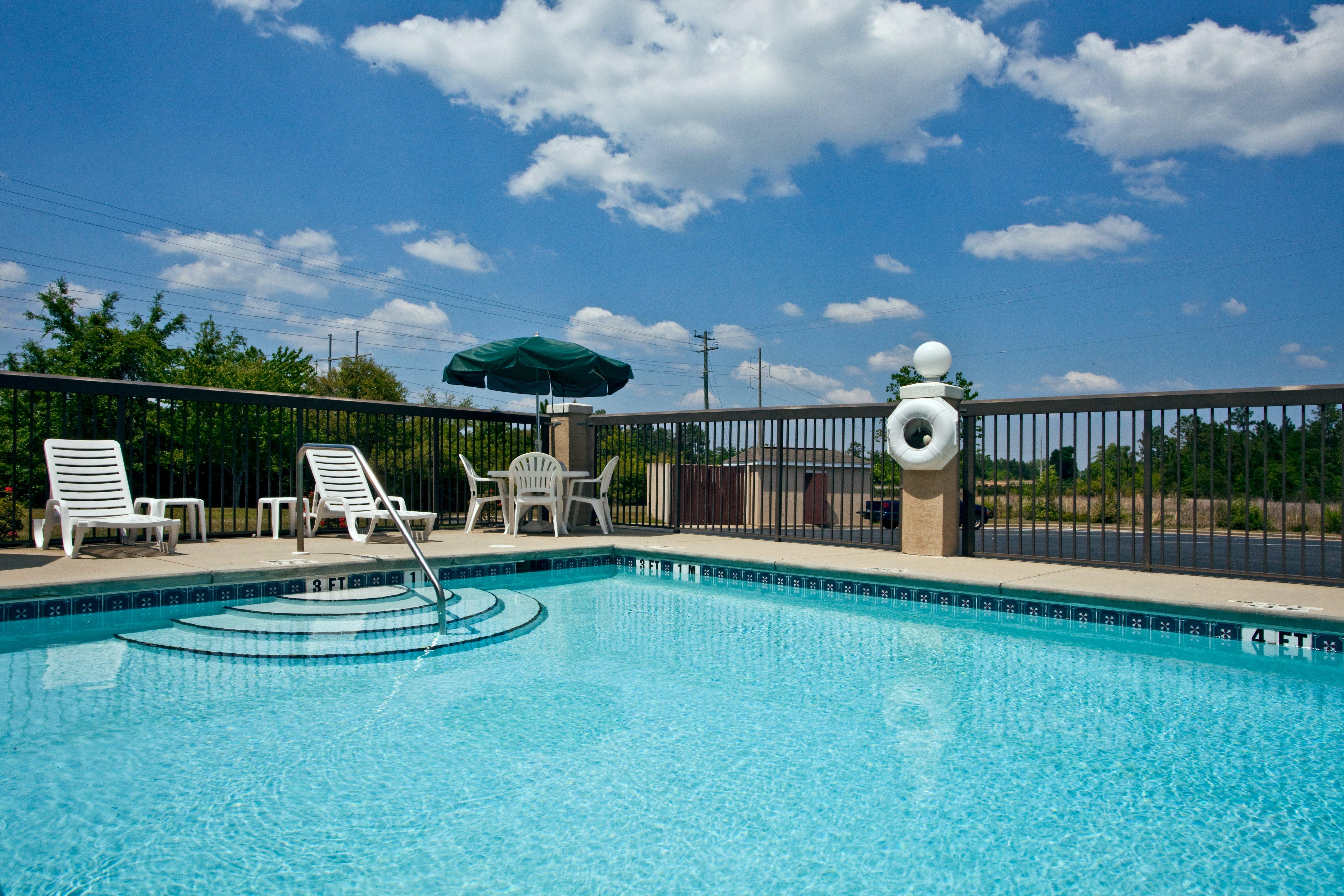Holiday Inn Express & Suites Milton East I-10 By Ihg מראה חיצוני תמונה