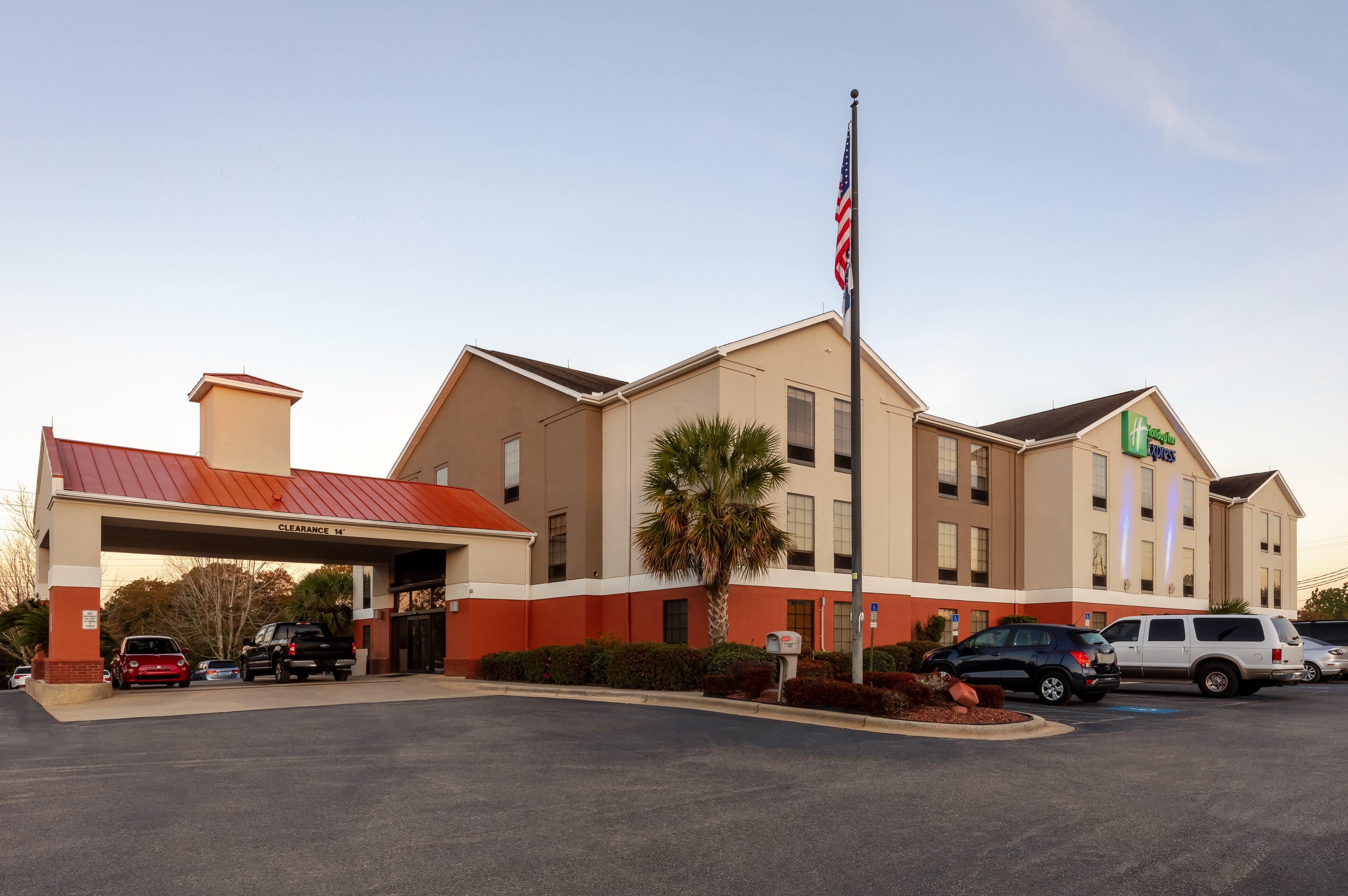 Holiday Inn Express & Suites Milton East I-10 By Ihg מראה חיצוני תמונה